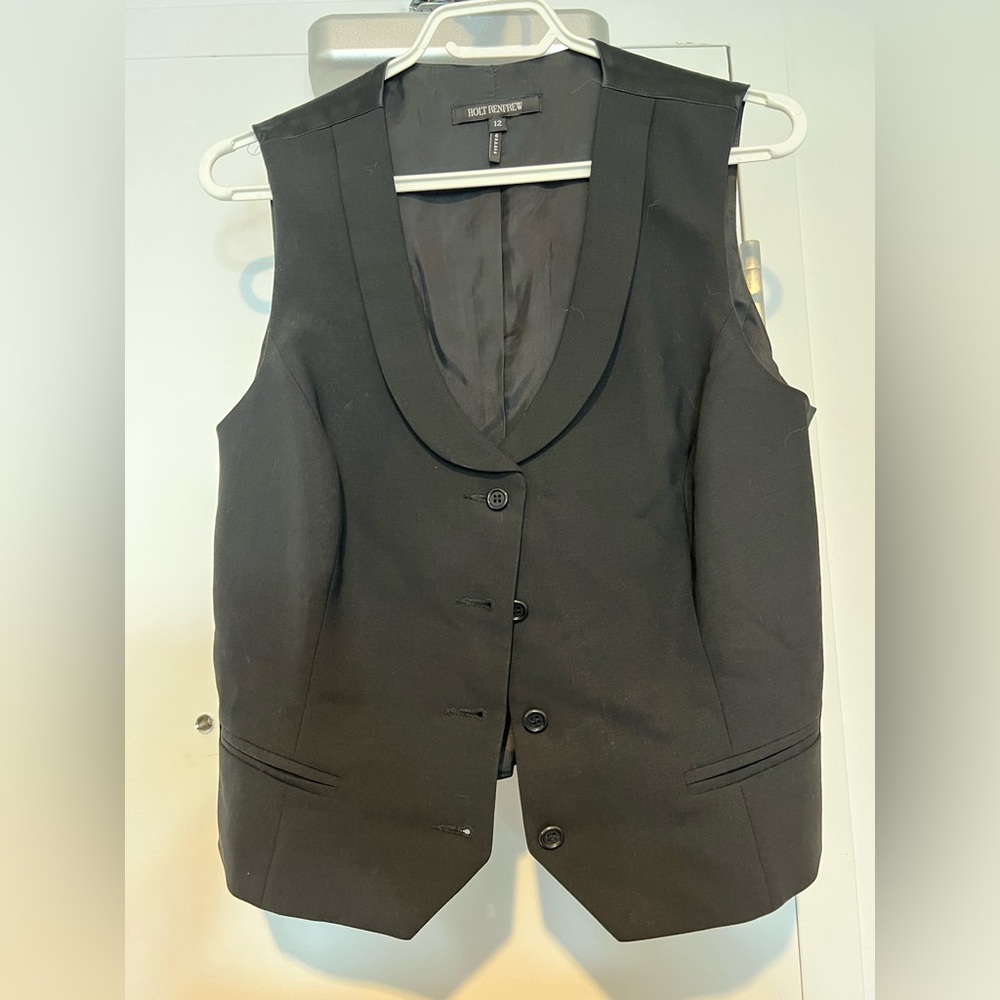Holt Renfrew black vest size 12